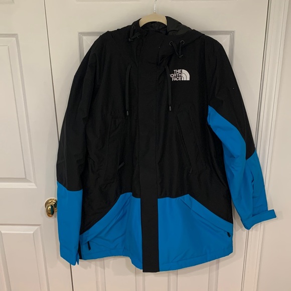 COPY - The North Face Men's Black Blue Goldmill Insulated Ski Parka Jacket size… - Picture 8 of 16
